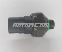 Датчик давления Ford/Mazda, 3/8-24 UNF Male. HP: 30 kg/cm2 Off, LP: 2.0 kg/cm2 Off, R-12, R-134a RC-U0448C