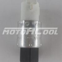 Датчик давления Ford/Mondeo, OE: FSVH-19E561AA; M12-P 1.5 Female On: 3.1 kg/cm2 Off: 1.7 kg/cm2 [Diff], R134a
