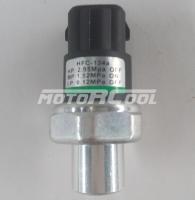 Датчик давления Audi A4/A6/A8/Passat B5, OE: 8DO 959 482B; M10-P1.25, Female. HP: 2.95 Mpa Off, MP: 1.52 Mpa On LP: 0.13 Mpa Off, RFC-R134a